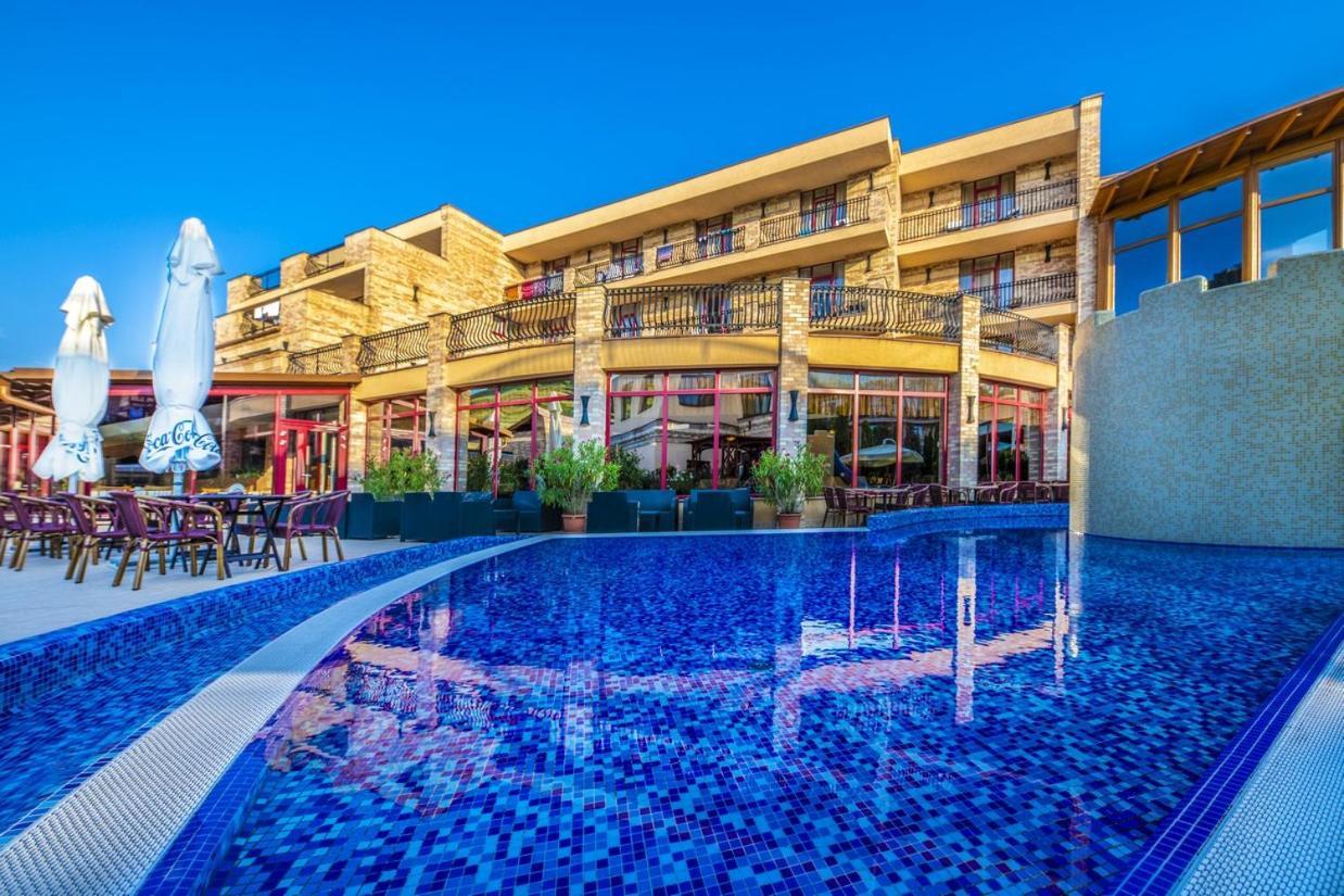 Hotel Kapitany Wellness Sümeg Exteriér fotografie