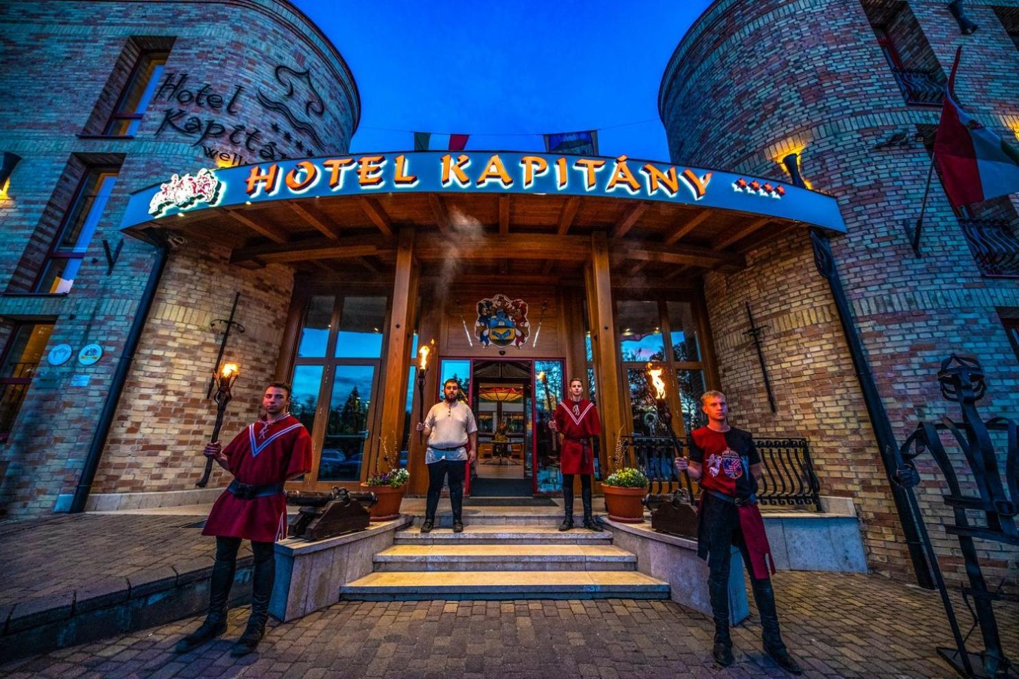 Hotel Kapitany Wellness Sümeg Exteriér fotografie