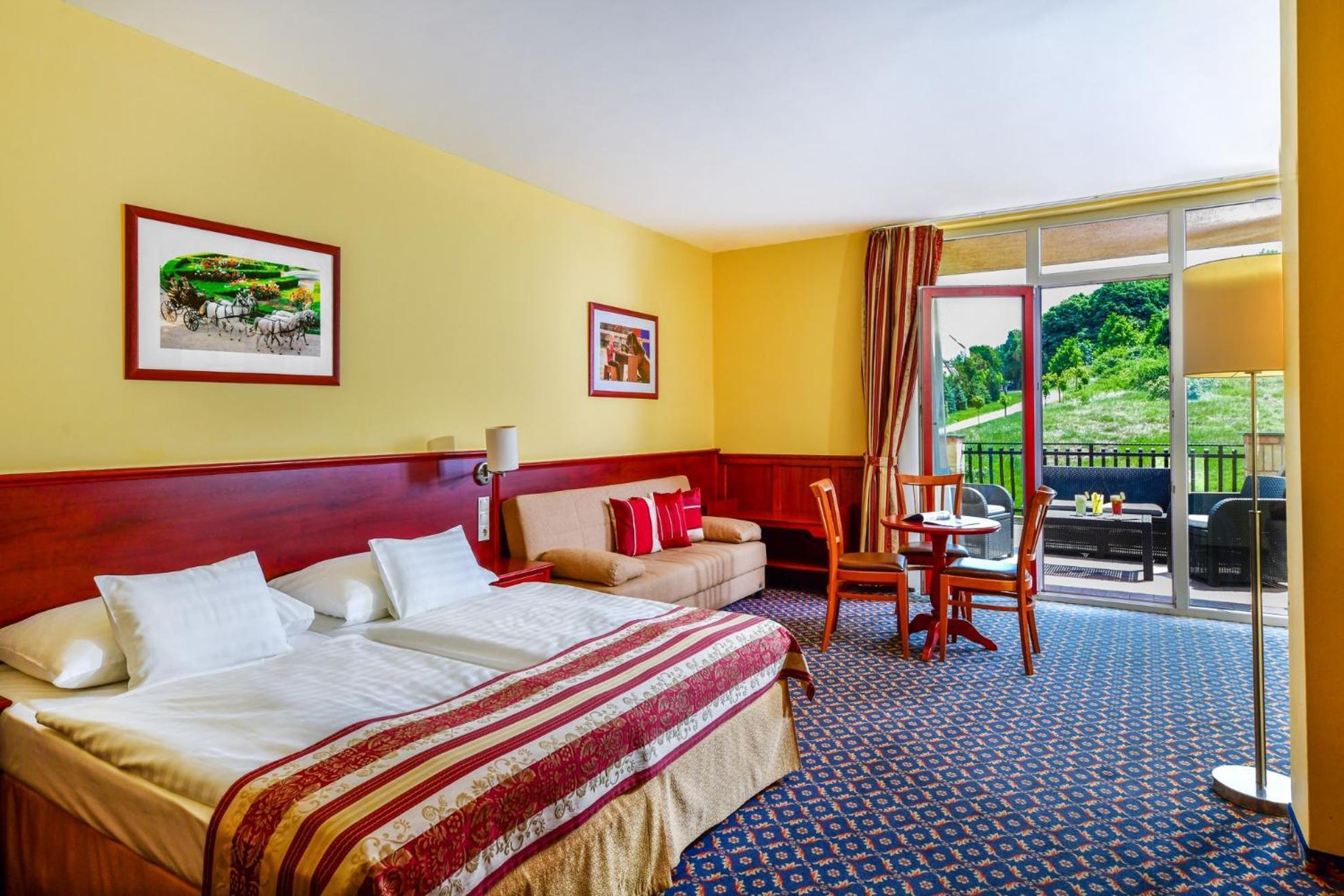 Hotel Kapitany Wellness Sümeg Exteriér fotografie