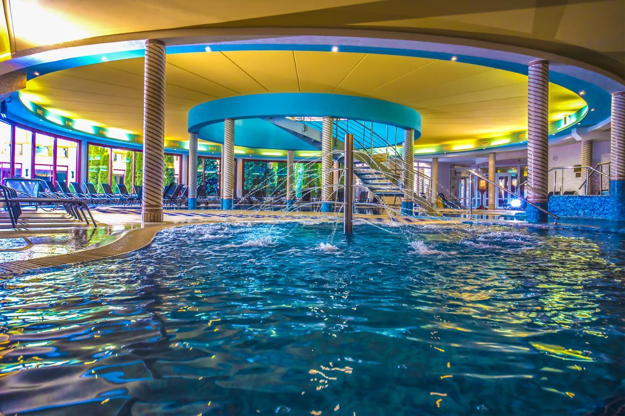 Hotel Kapitany Wellness Sümeg Exteriér fotografie